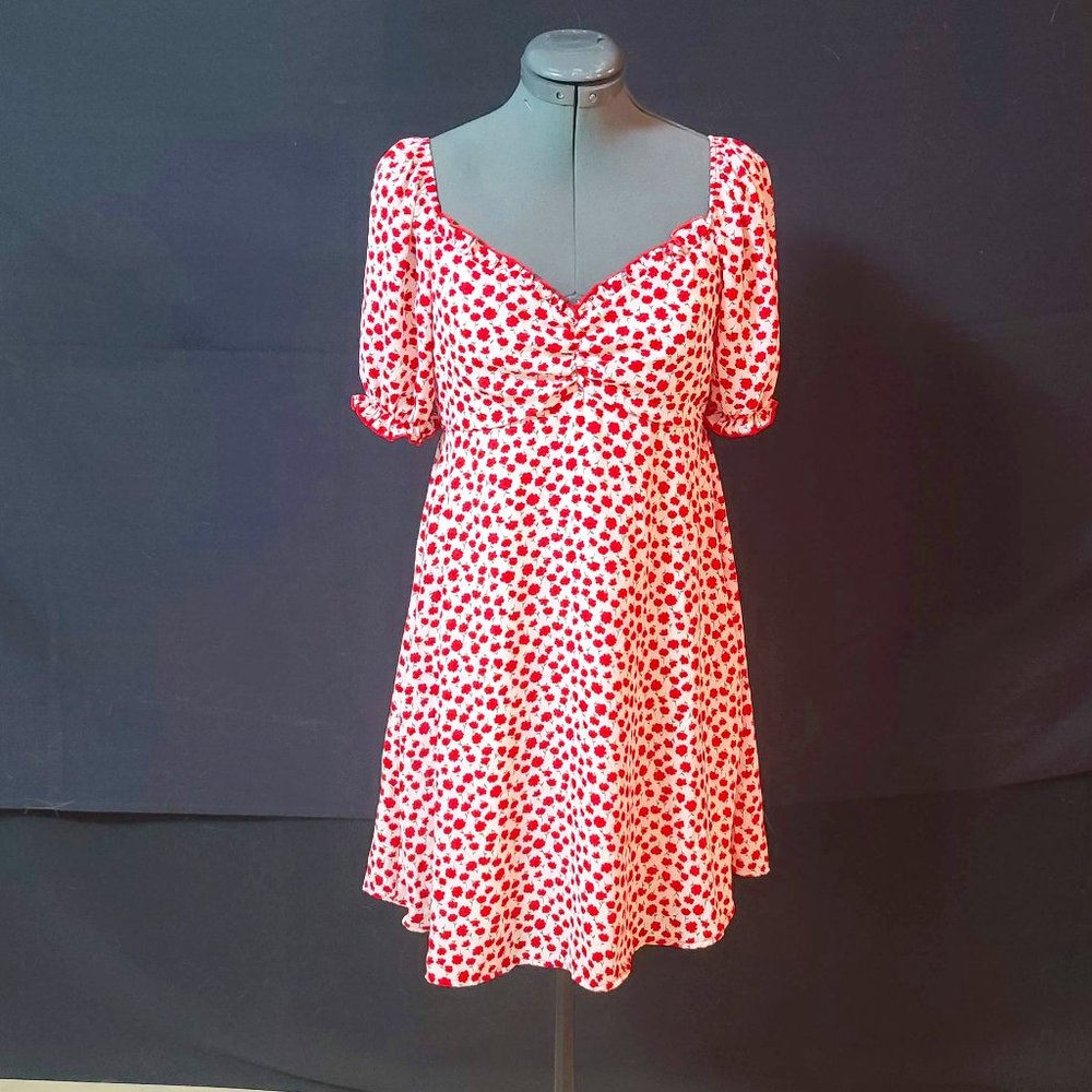 Red & White Short Sleeve Dress With Floral Print (Size M)